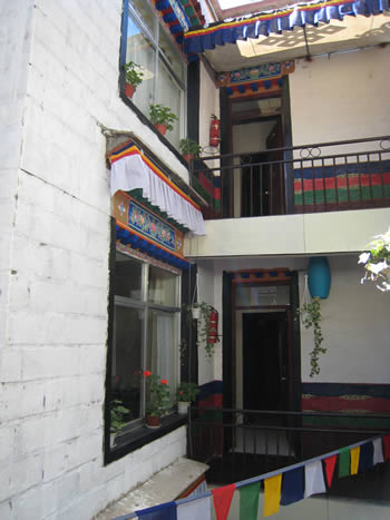 拉萨扎纳仓酒店图片3
