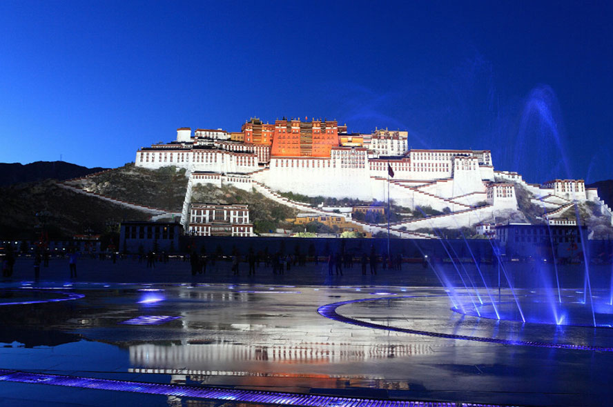 西藏60周年大庆、雪顿节期间将迎来西藏旅游最高峰