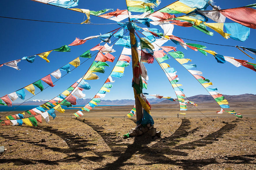 西藏拉萨雪顿节让西藏的文化传统历久弥新